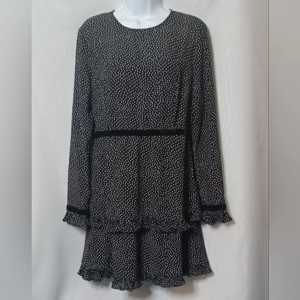 Lulus Women's Black and White Polka-dot Long Sleeve Mini Dress. Size L - Picture 5 of 14